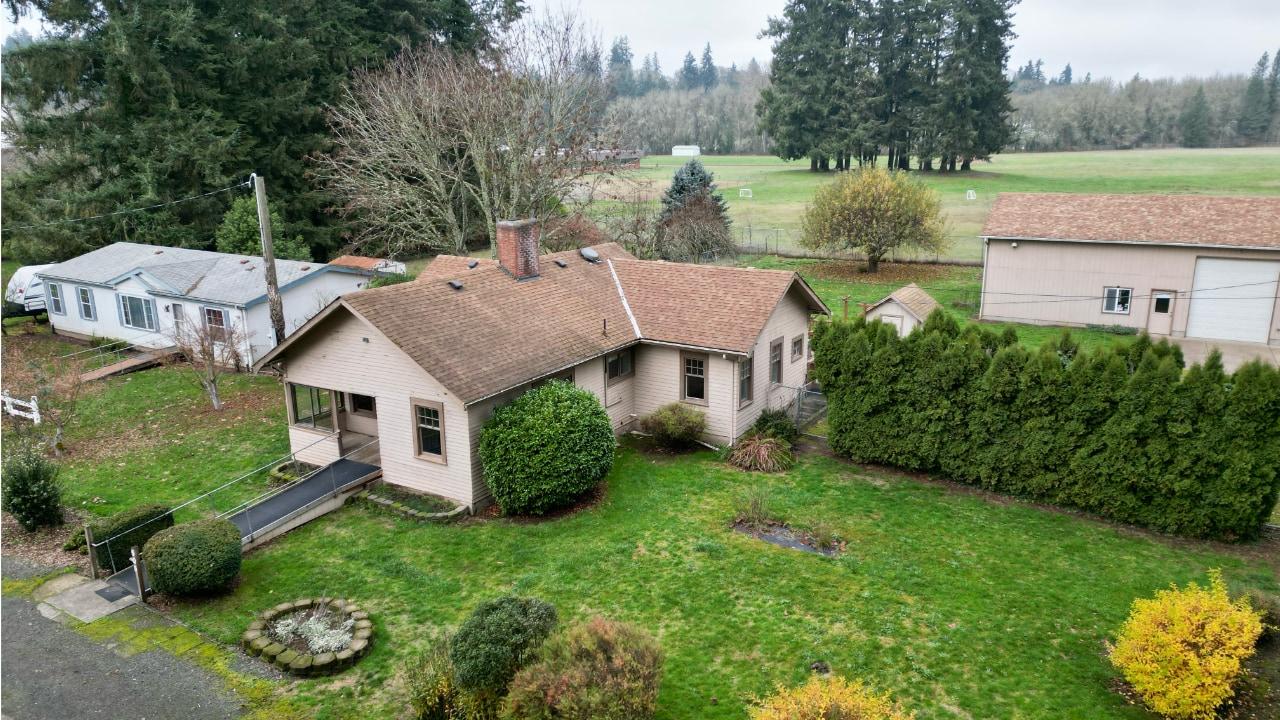 Arial view of the property on Thornton Lake